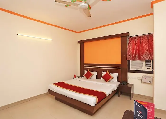 Hotel Aura Deluxe